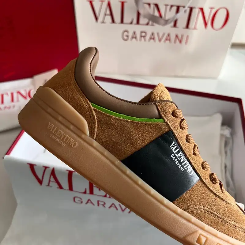 Valentino Shoes 2403PZ0036