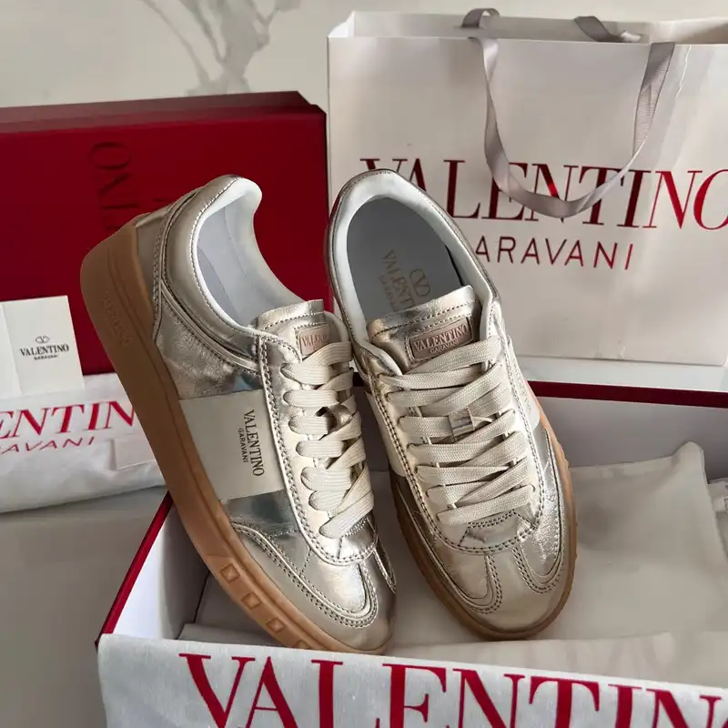 Valentino Shoes 2403PZ0040