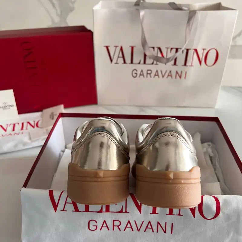 Valentino Shoes 2403PZ0040