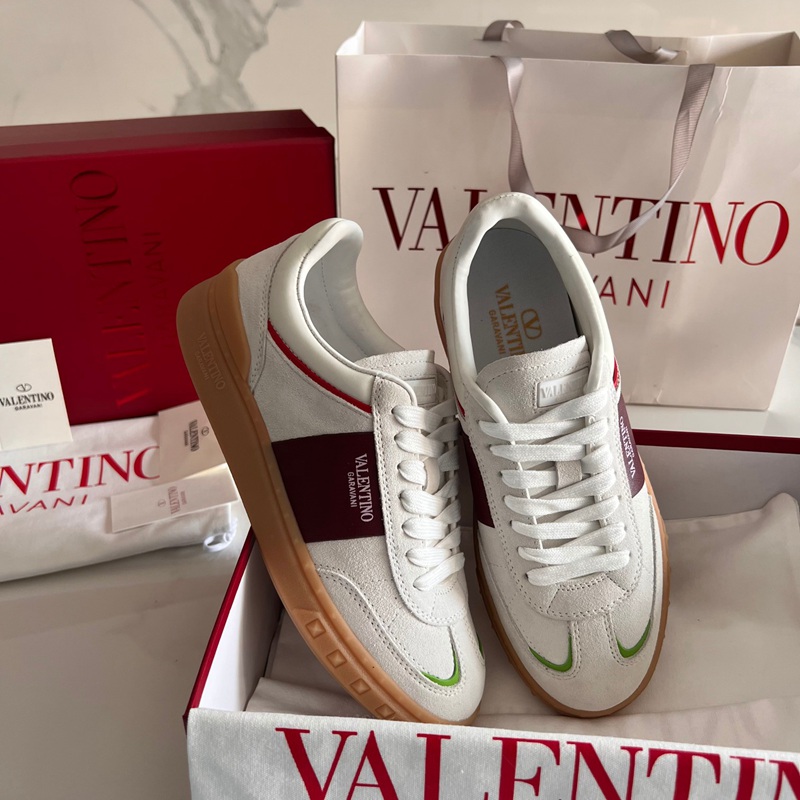 FASH Valentino Shoes 2403PZ0041