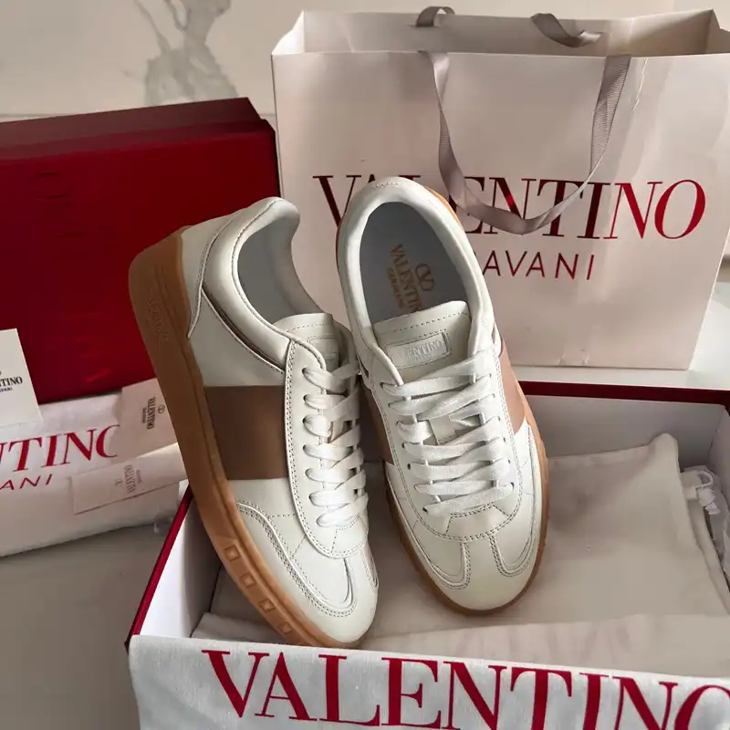 Valentino Shoes 2403PZ0042