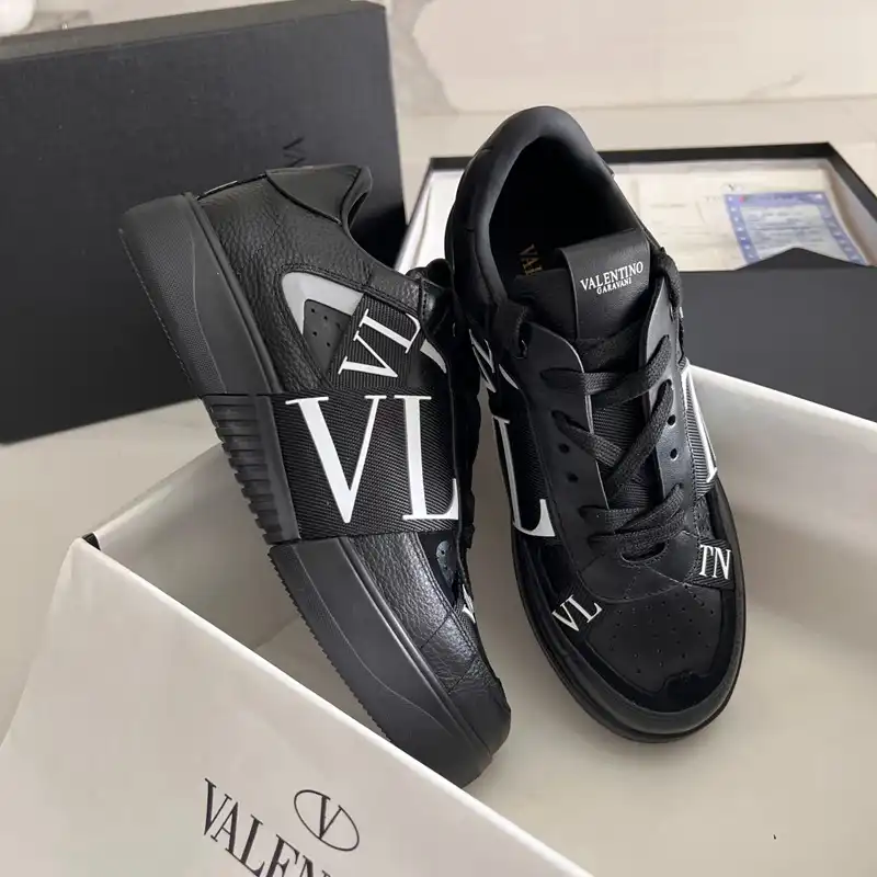 Fashionrep Valentino Shoes 2403PZ0046