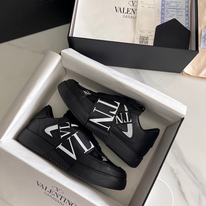 FASH Valentino Shoes 2403PZ0046