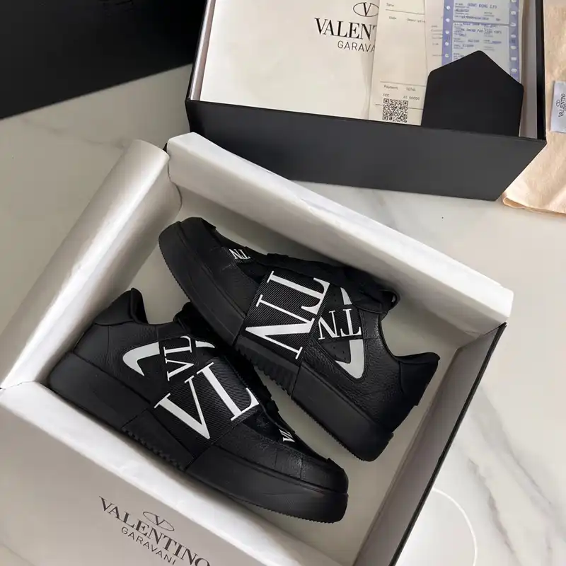 Fashionrep Valentino Shoes 2403PZ0046