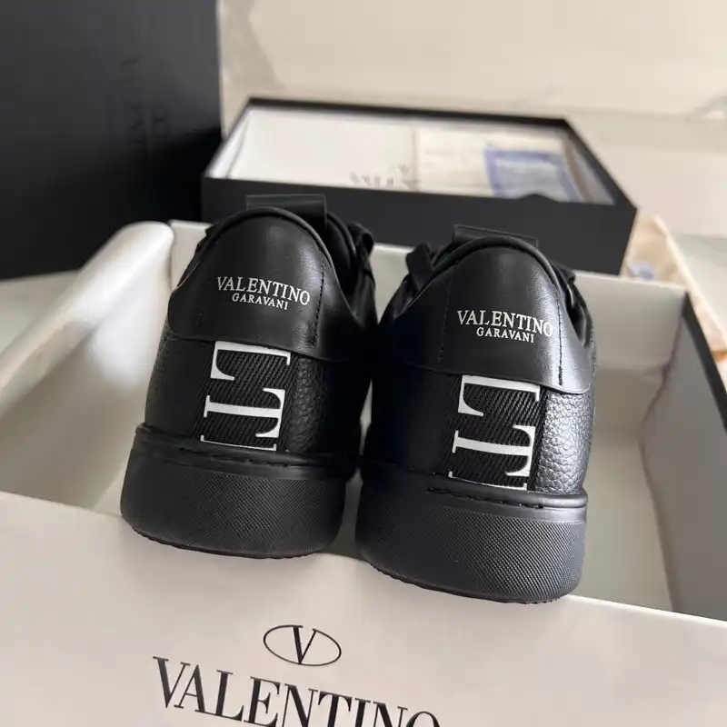 Fashionrep Valentino Shoes 2403PZ0046