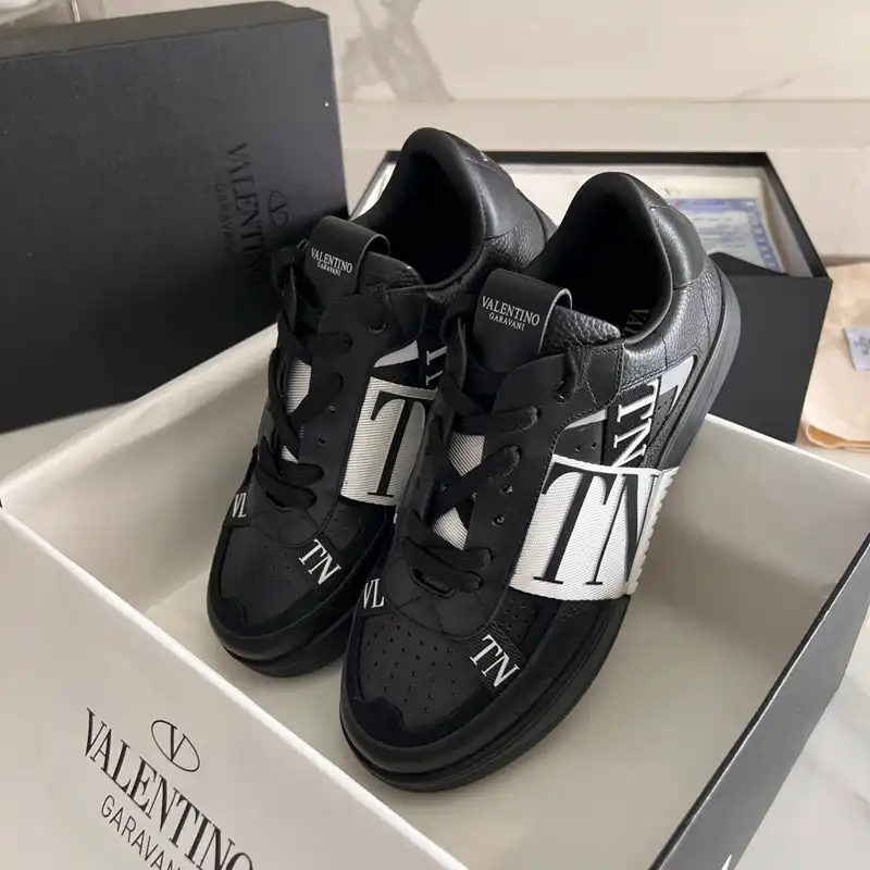 Valentino Shoes 2403PZ0047