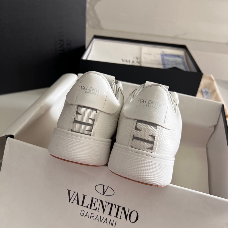 FASH Valentino Shoes 2403PZ0050