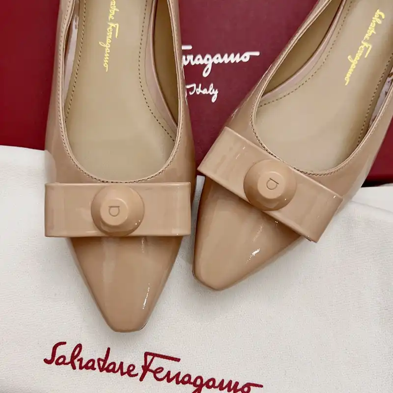 Salvatore Ferragamo Shoes 2403PZ0081