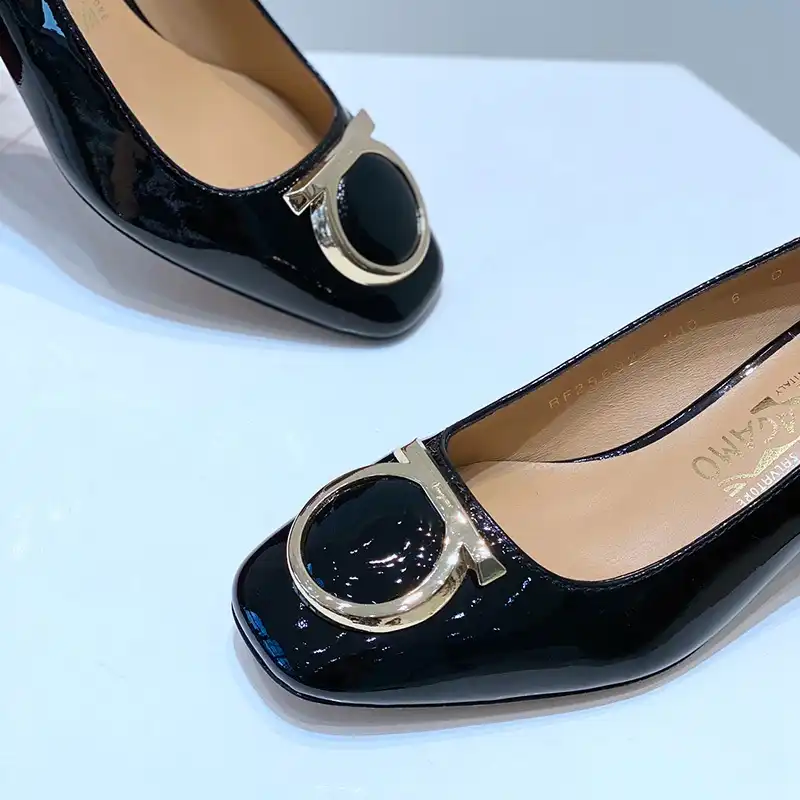 Salvatore Ferragamo Shoes 2403PZ0086