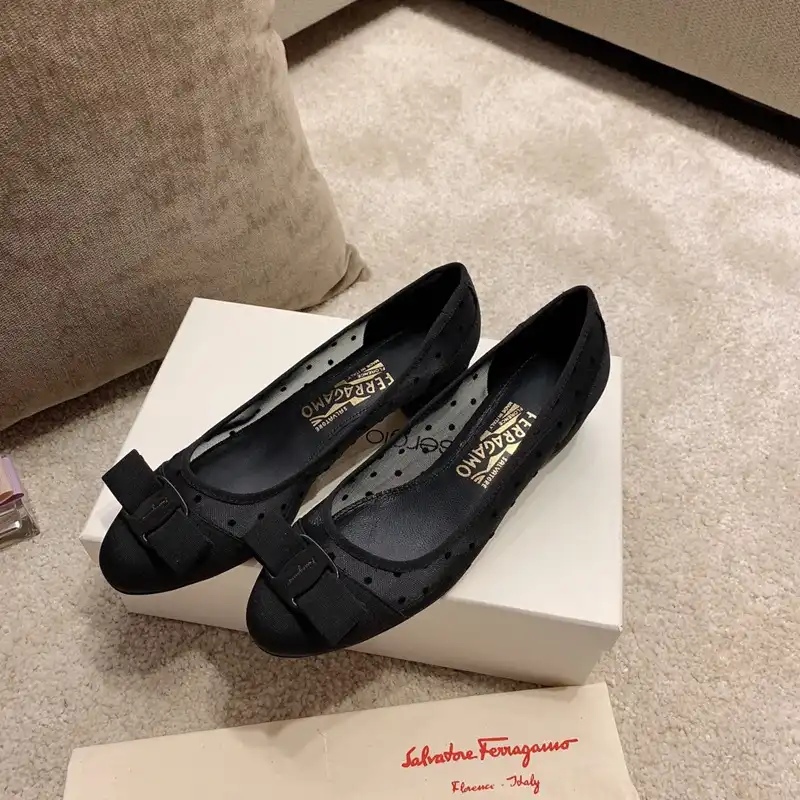 Salvatore Ferragamo Shoes 2403PZ0100