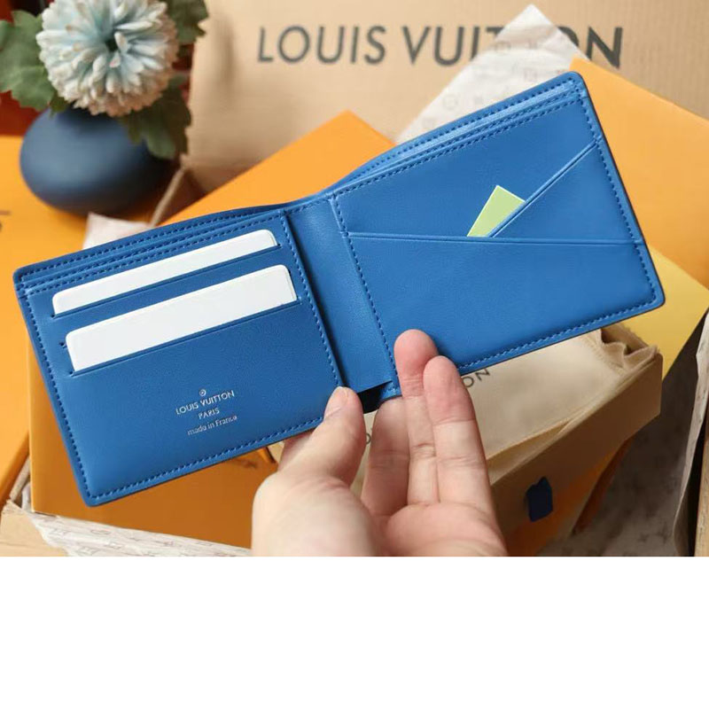 FASH Free Gifts For US$360 Free Wallet 2410PR0085