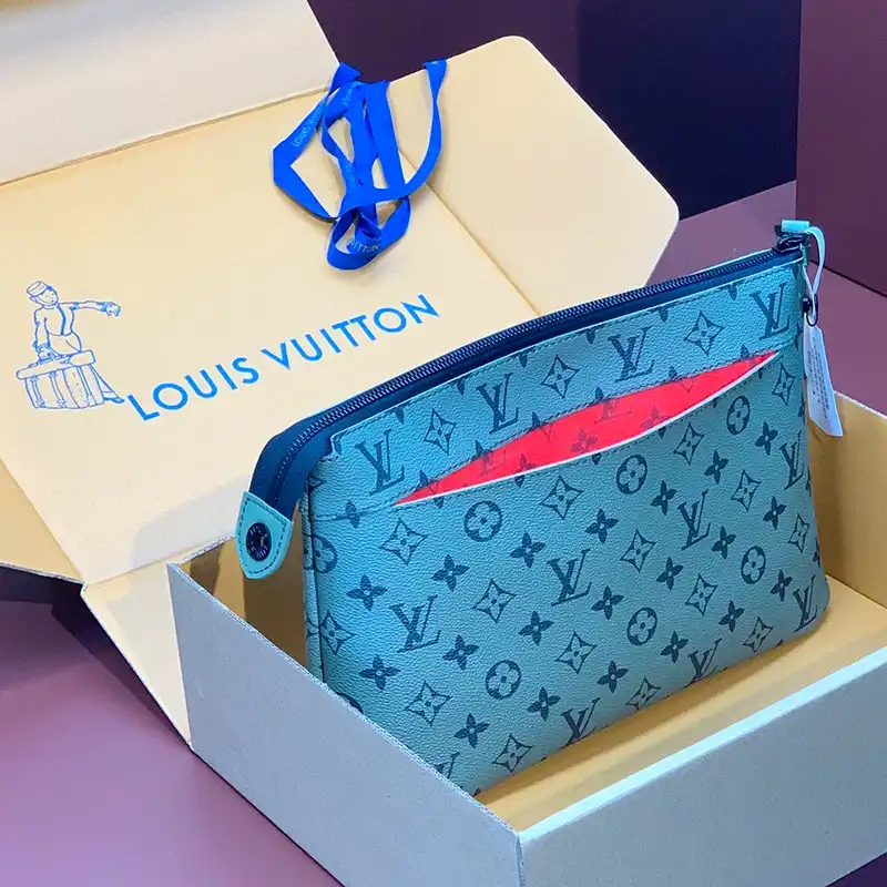 Official FashionRep LV Bags 2404YA0031