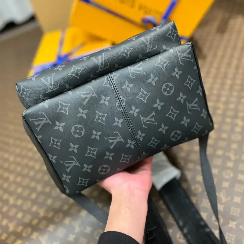 FASH LOUIS VUITTON Bags 2404YA0035