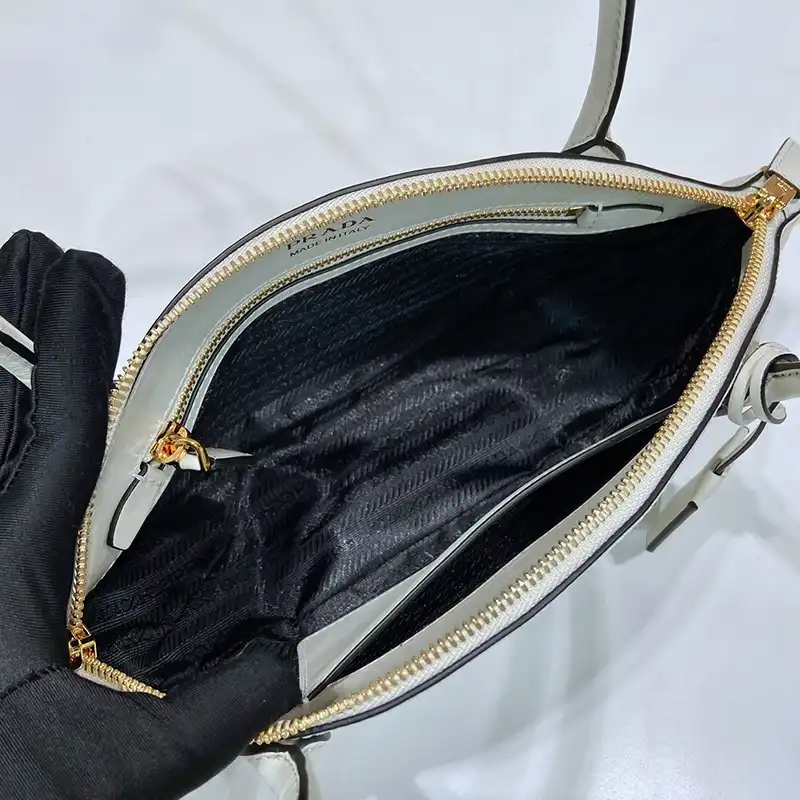 Prada Bags 2404YA0061