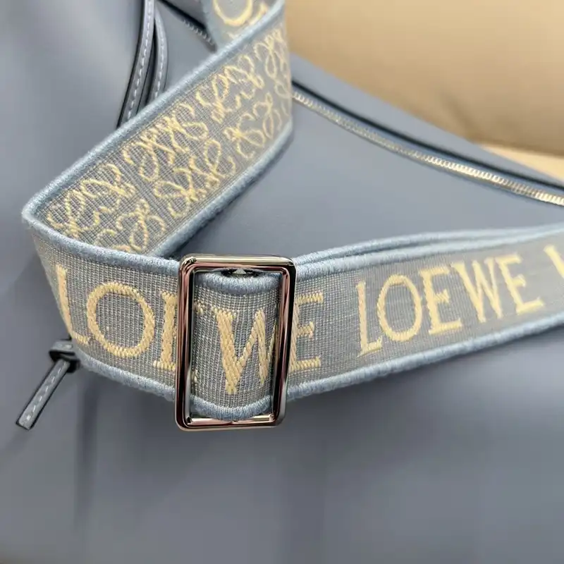 Loewe Bags 2404YA0077