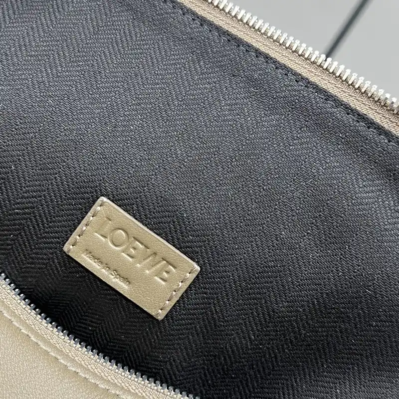 Cheap Loewe Bags 2404YA0078