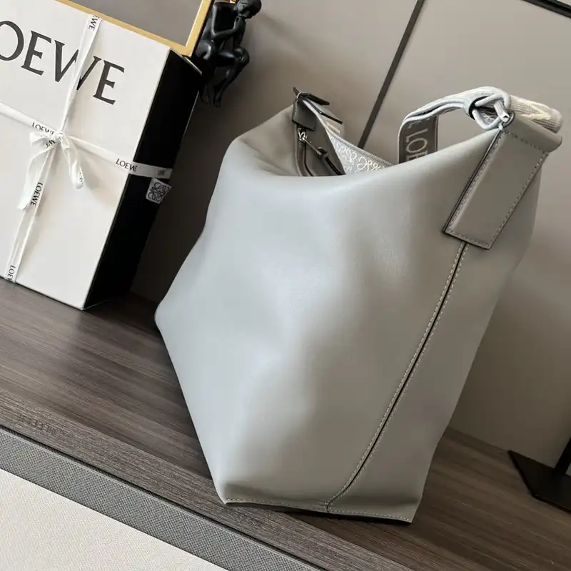 Loewe Bags 2404YA0079