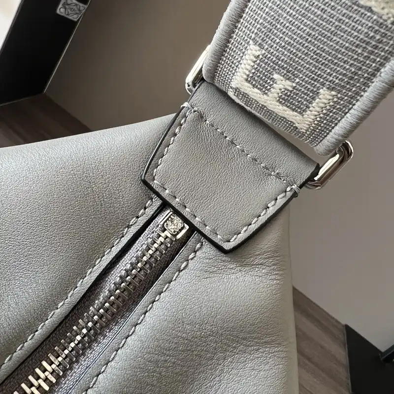 Loewe Bags 2404YA0079