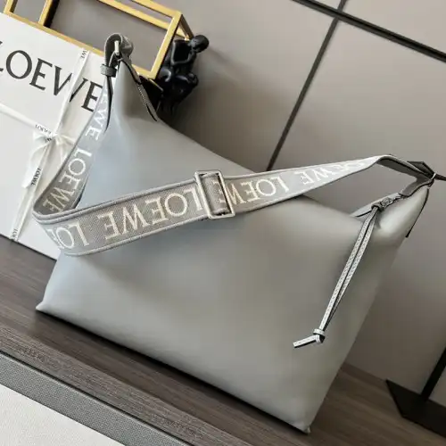 Loewe Bags 2404YA0079