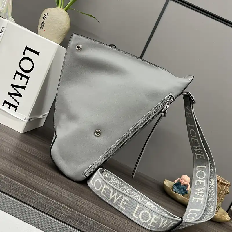 Loewe Bags 2404YA0086