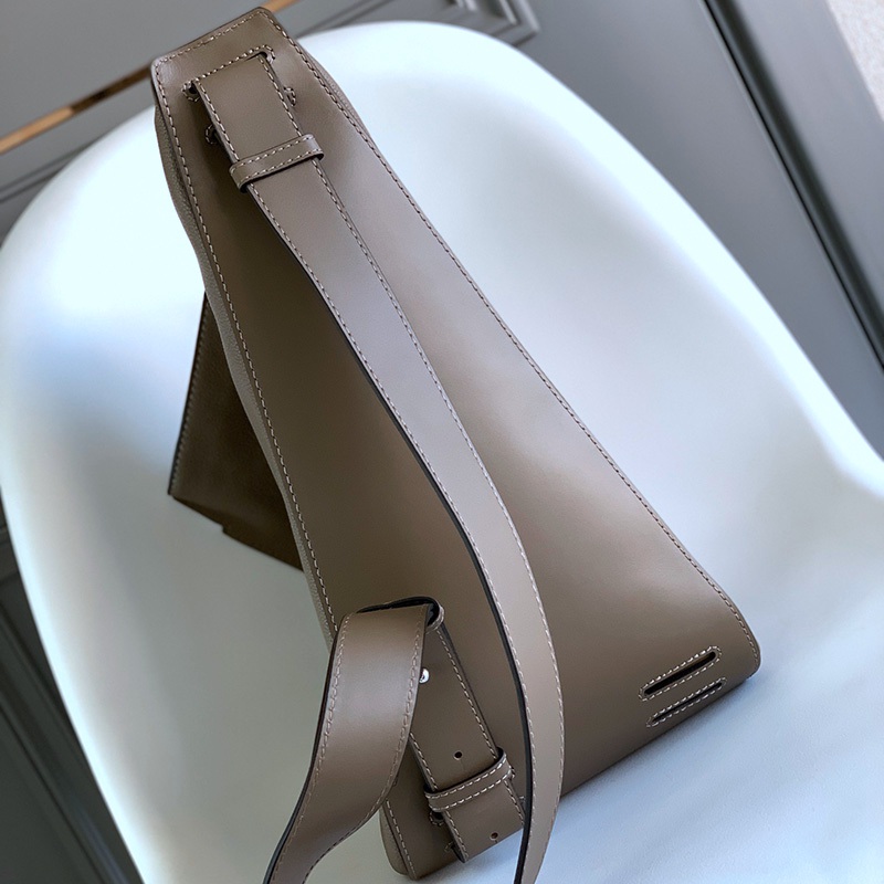 Loewe Bags 2404YA0095