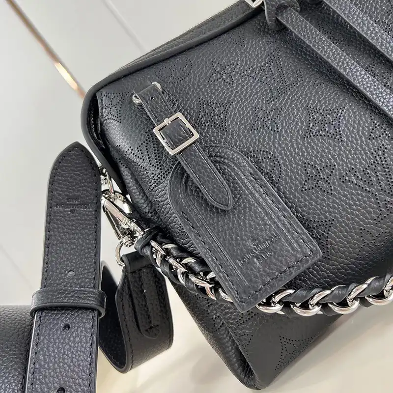 LV Bags 2404YA0186