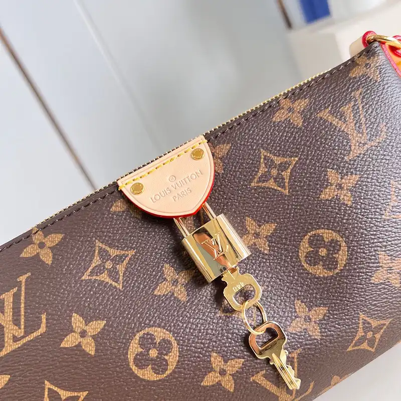 LV Bags 2404YA0195