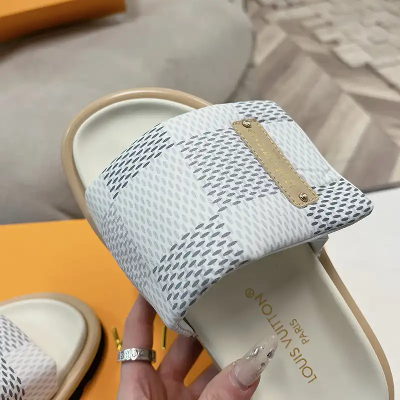 Fashionrep LV Shoes 2405SH0020