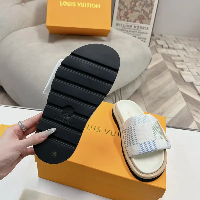 Fashionrep LV Shoes 2405SH0023