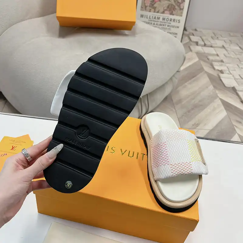 Fashionrep LV Shoes 2405SH0024