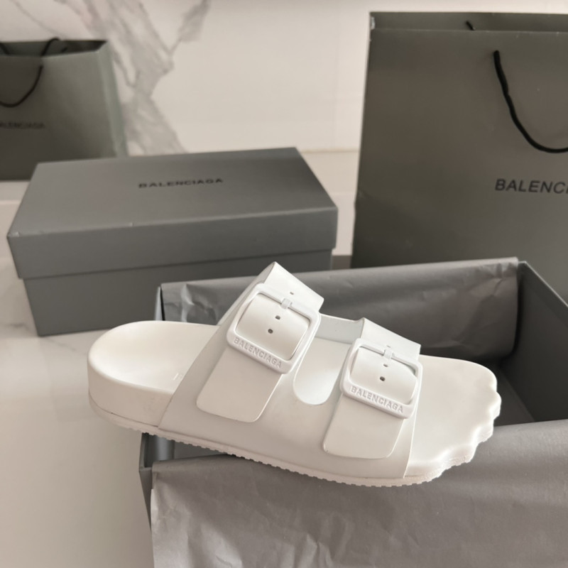 FASH Balenciaga Shoes 2405SH0039