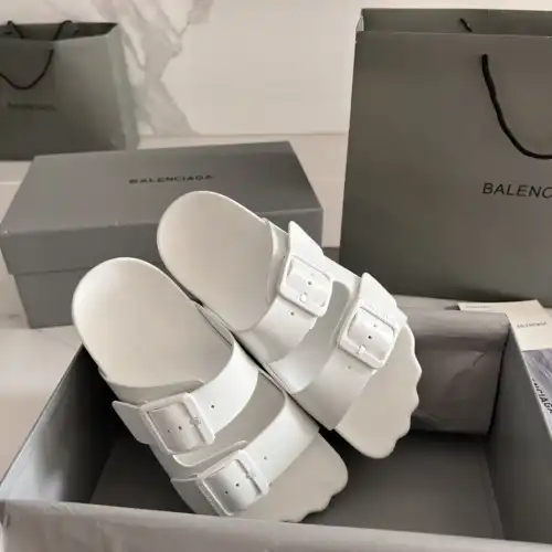 Balenciaga Shoes 2405SH0039