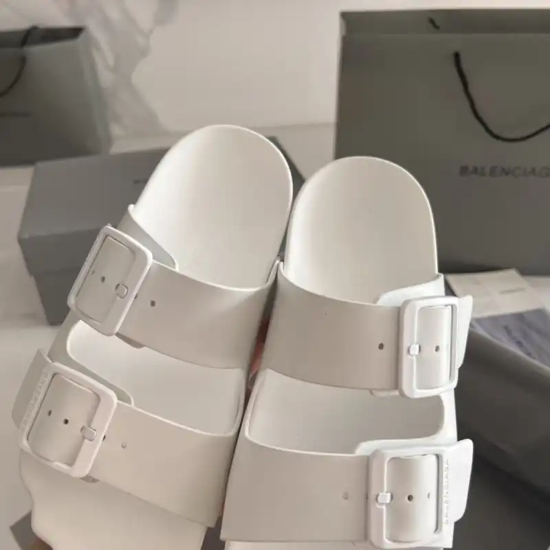 Balenciaga Shoes 2405SH0039