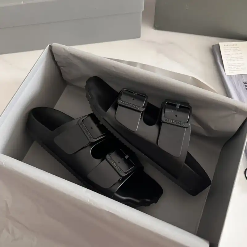 Balenciaga Shoes 2405SH0040