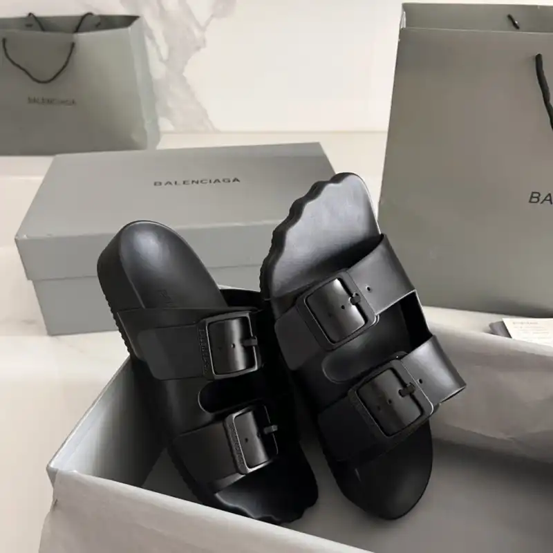 Balenciaga Shoes 2405SH0040