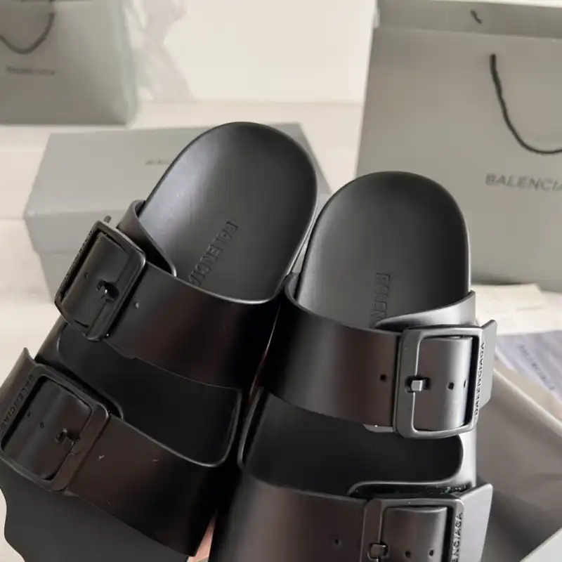 Balenciaga Shoes 2405SH0040