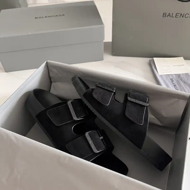 Fashionrepsfam ru Balenciaga Shoes 2405SH0041