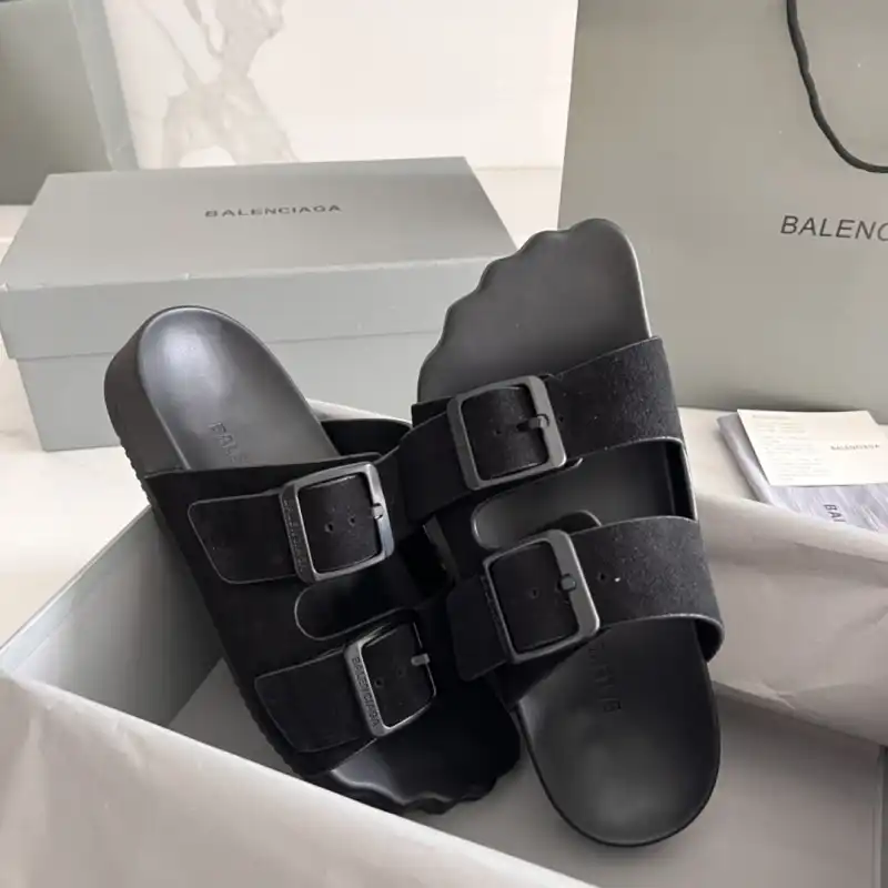 Fashionrepsfam ru Balenciaga Shoes 2405SH0041