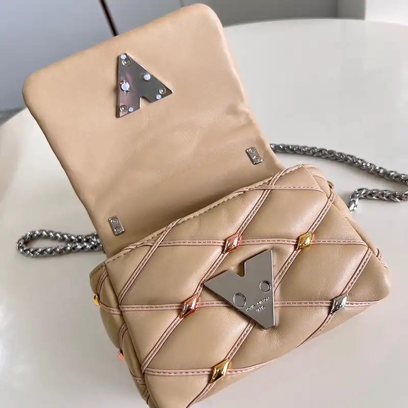 LV Bags 2405YA0007