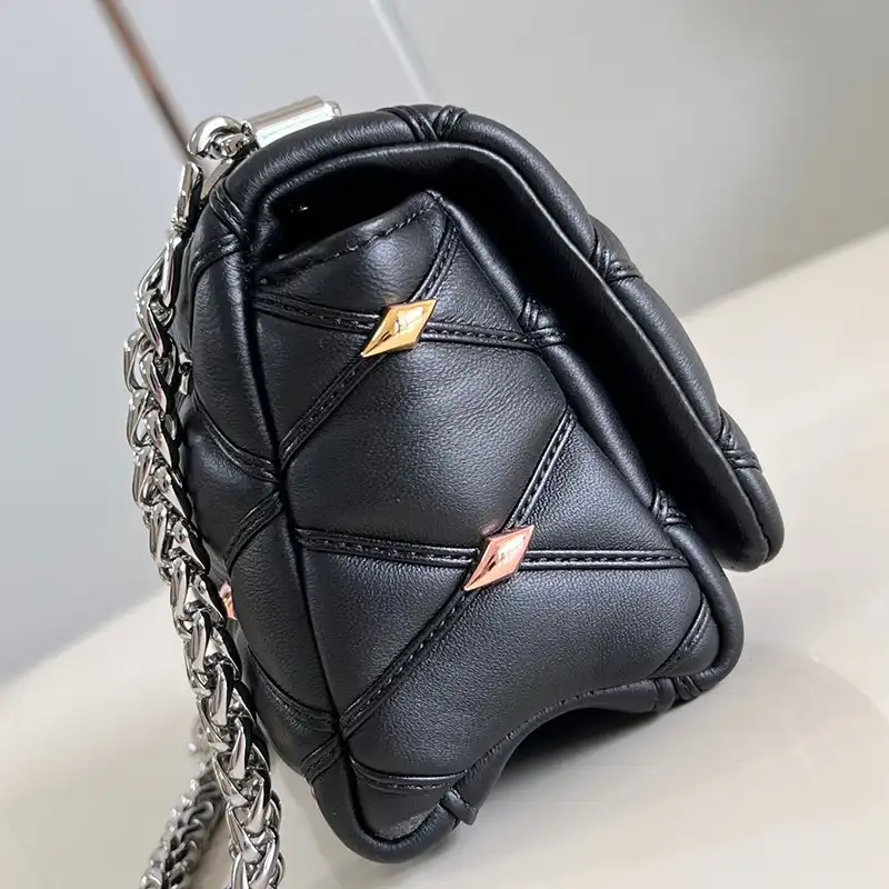 LV Bags 2405YA0009