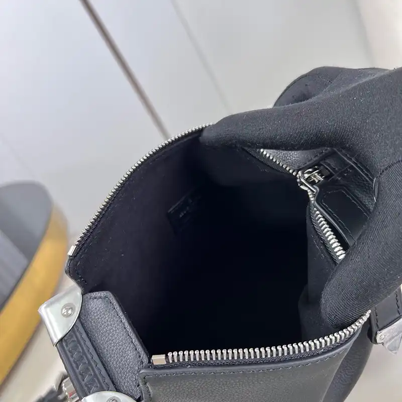 Fashionrep LV Bags 2405YA0012