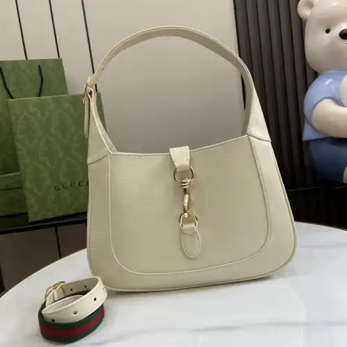 Gucci Bags 2405YA0080