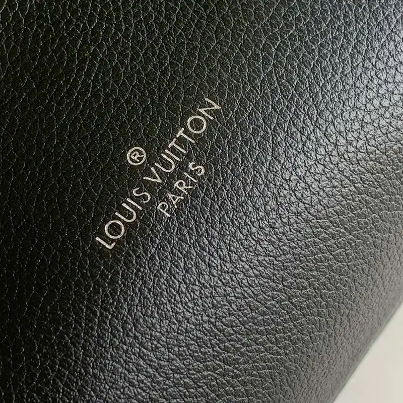 LV Bags 2405YA0101