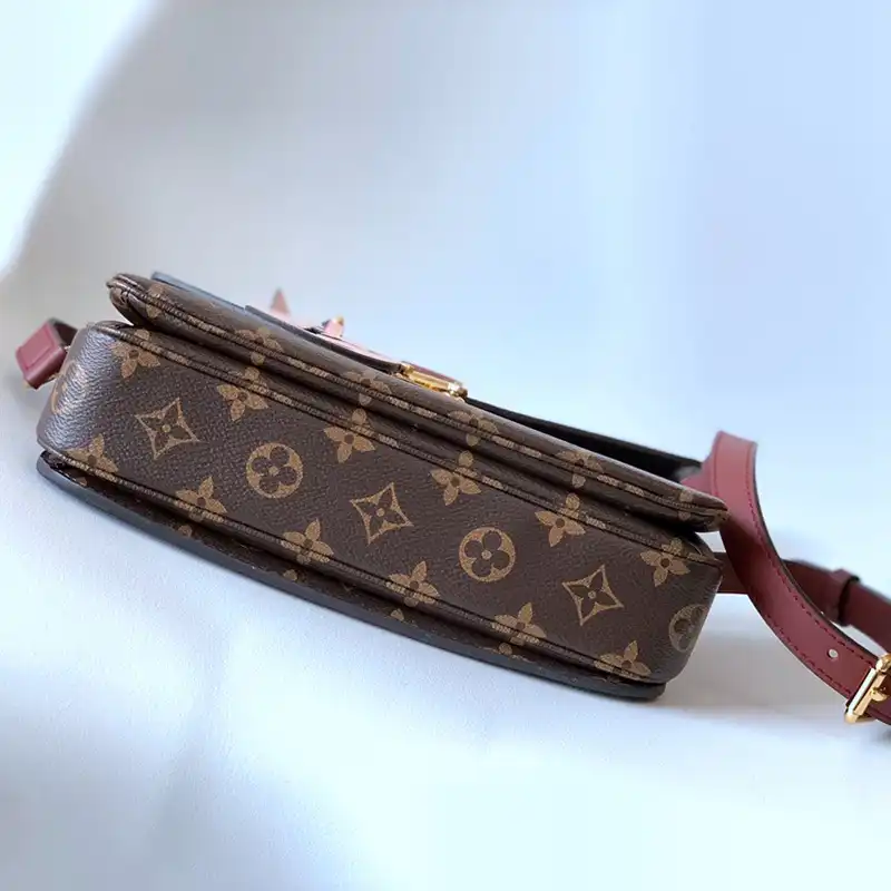 LV Bags 2405YA0105