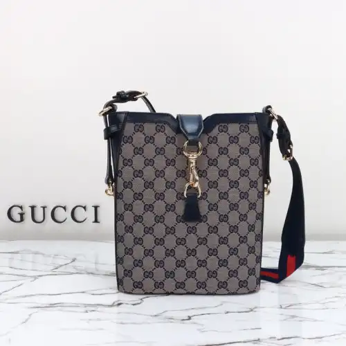 Gucci Bags 2405YA0111