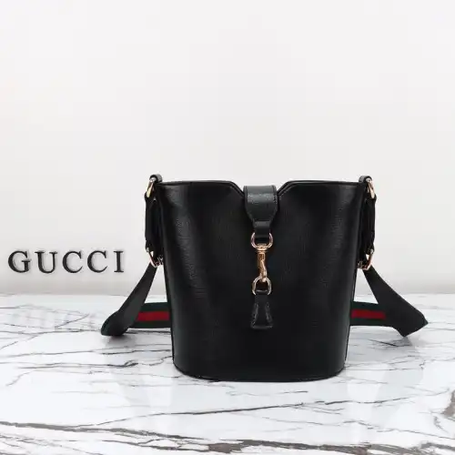 Gucci Bags 2405YA0120