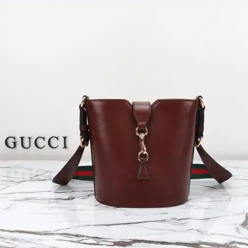 Fashionrepsfam ru Gucci Bags 2405YA0122