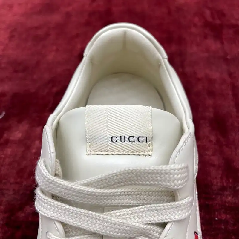 Cheap Gucci Shoes 2407PZ0018