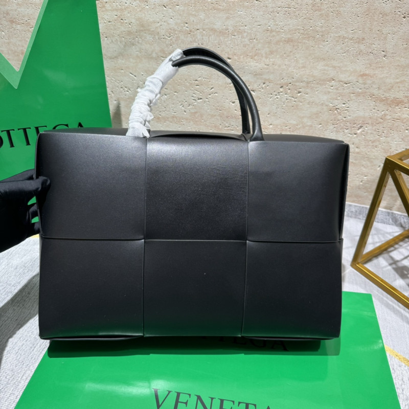 FASH Bottega Veneta Bags 2406YA0020