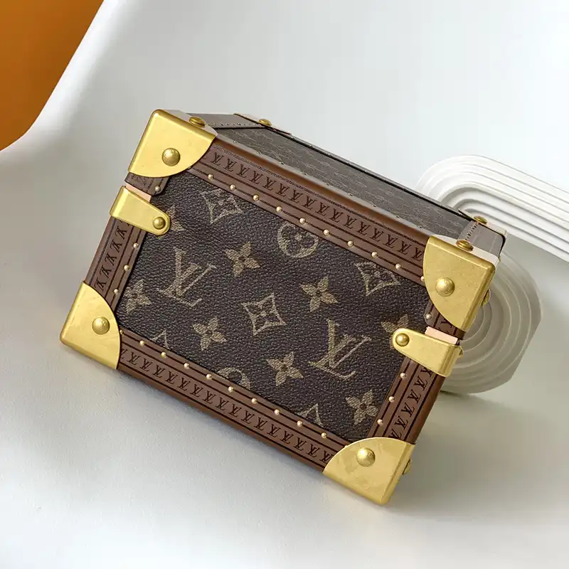 LV Bags 2406YA0130